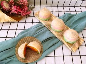 入烤箱180度烤10分钟，之后加盖锡纸继续烤18分钟