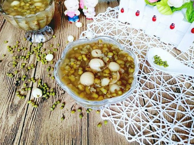 绿豆莲子粥