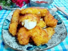 外酥里嫩，可以搭配番茄酱，辣酱等都可以。