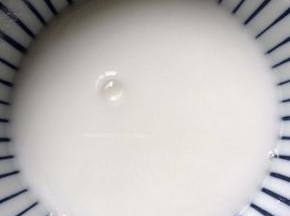 准备一碗淀粉水