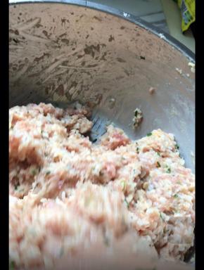 顺着一个方向搅拌拌上劲