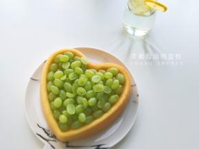 青葡萄可以抗病毒、防癌治疗贫血哦，多吃对身体好～