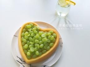 青葡萄可以抗病毒、防癌治疗贫血哦，多吃对身体好～