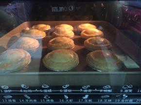 11. 烘烤中，我把时间调至35分钟，实际上25分钟就烤好了