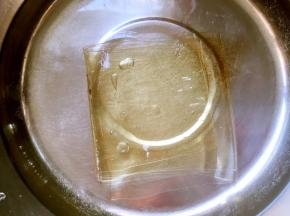 吉利丁片用冷水泡软