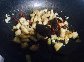 加一大勺豆瓣酱