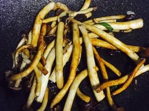 翻炒均匀