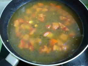 加适量清水煮沸。