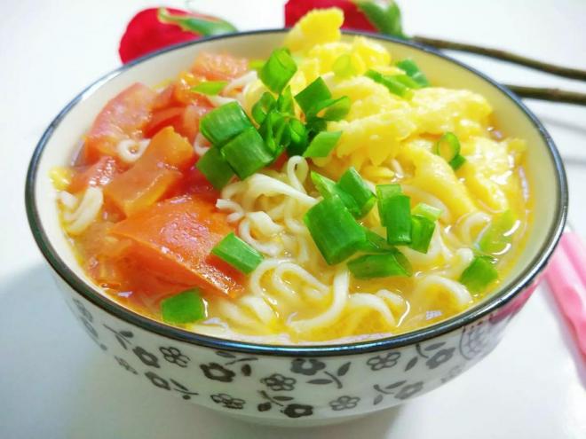 西红柿鸡蛋面