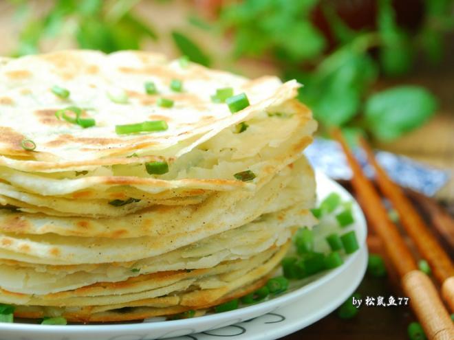 饺子皮变身葱油饼