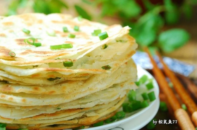 饺子皮变身葱油饼