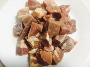 牛肉块洗净