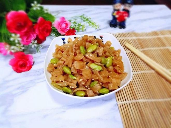 萝卜干炒毛豆