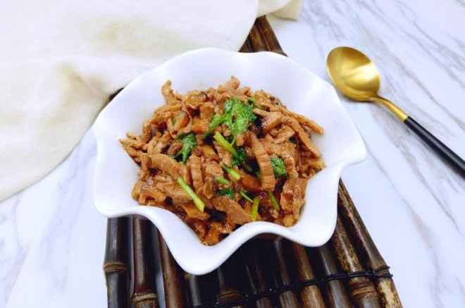 香菇肉丝