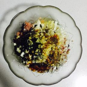 最后加入花椒油，蛋清，调拌均匀