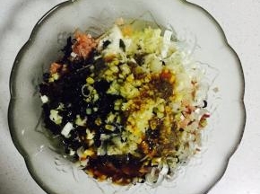 最后加入花椒油，蛋清，调拌均匀