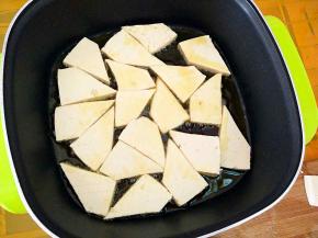 热锅热油，下豆腐。