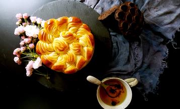 14．出炉，摆拍，模具也可当装饰哦。