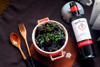 食用前撒上少许葱花，完成。