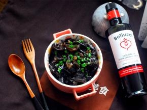 食用前撒上少许葱花，完成。