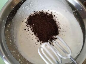 加入30克奥利奥碎