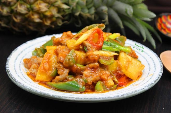 菠萝咕噜肉