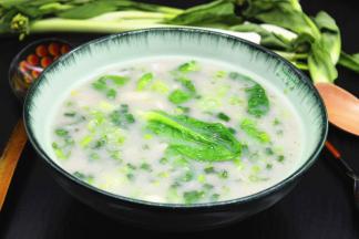 小时候的味道，菜心芋头汤