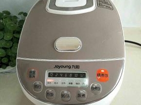 和米饭一起熟(省时省力)。