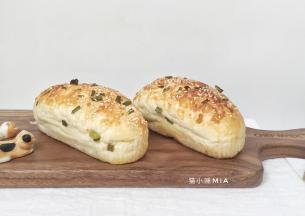香葱芝士面包就做好了