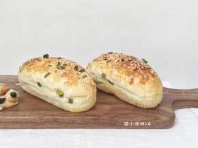 香葱芝士面包就做好了