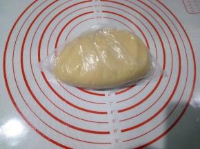 装入保鲜袋中室温静置1-2小时。