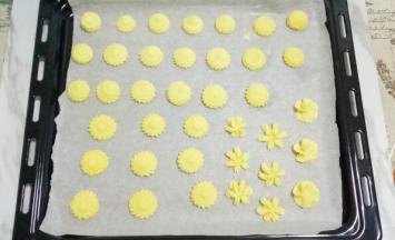 挤出自己想要的形状