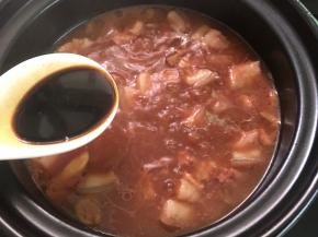 再加入2勺生抽。