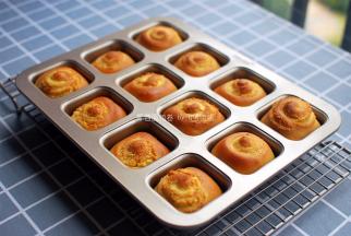 模具不粘，倒扣即可脱模。