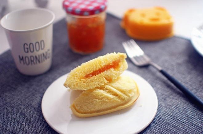 果酱夹心土司