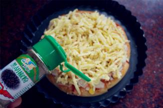 撒上少许黑胡椒粉。