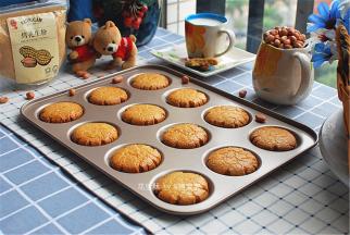 表面金黄，香气四溢即可出炉。