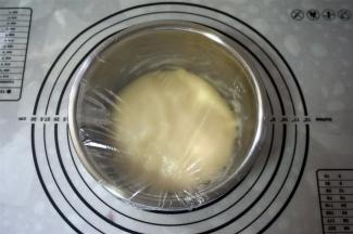 盖上保鲜膜，放入冰箱冷藏备用。