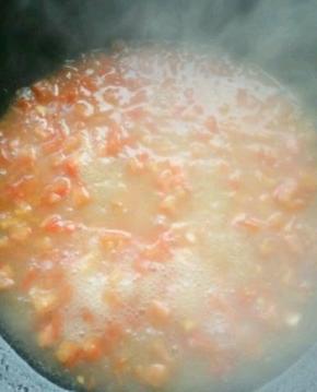 加入适量清水烧开