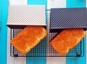 倒扣即可轻松脱模。