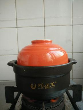 加水，大火炖开锅