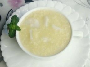熬制山药小米软糯即可。