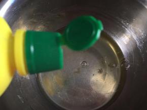 蛋白低入柠檬汁