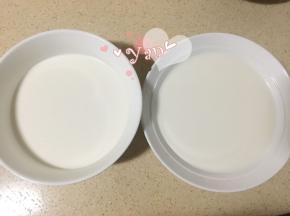 剩余的170g纯牛奶+淡奶油搅匀，分成两份，不做双色不用分；