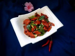 我们家不爱吃鸡精，所以过程中没有加鸡精。你们喜欢的话也可以加一点。