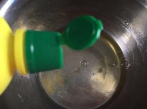 蛋白滴入柠檬汁