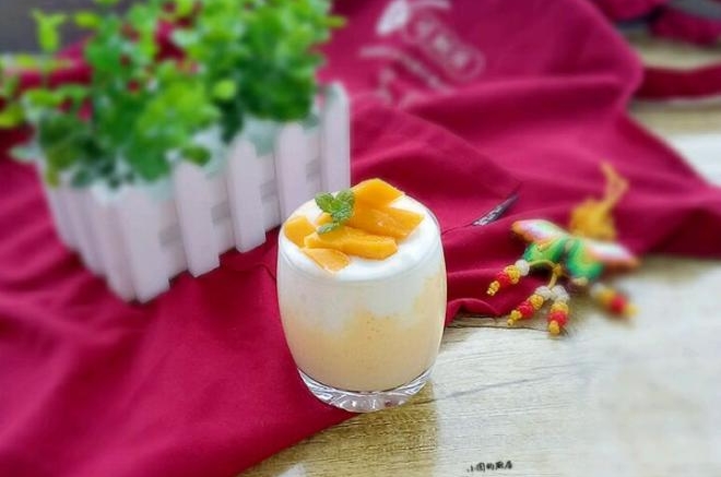 芒果酸奶杯