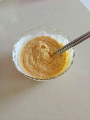 搅拌均匀，如果想要细腻一些的话就过筛。