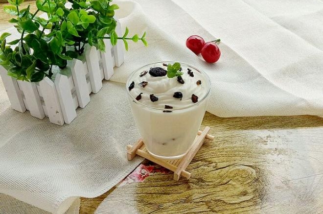 奶油酸奶杯