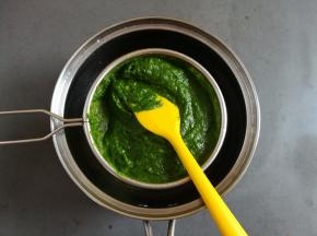 把菠菜泥过滤分离出菠菜汁